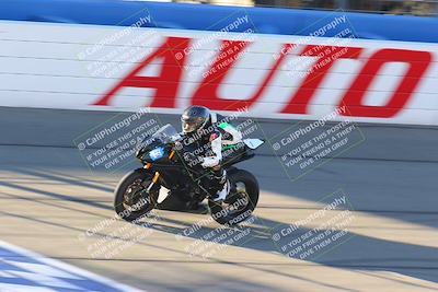 media/Jan-21-2022-Fastrack Riders (Fri) [[90b5309cc6]]/Level 4/Session 1 Front Straight/